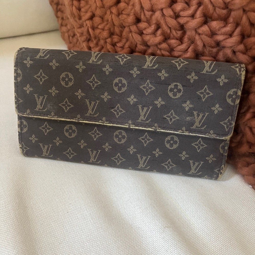 Vintage Louis Vuitton Mini Lin Wallet